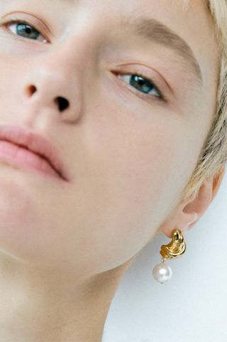 R2199 - Pearl and Recycled Gold Vermeil Earrings