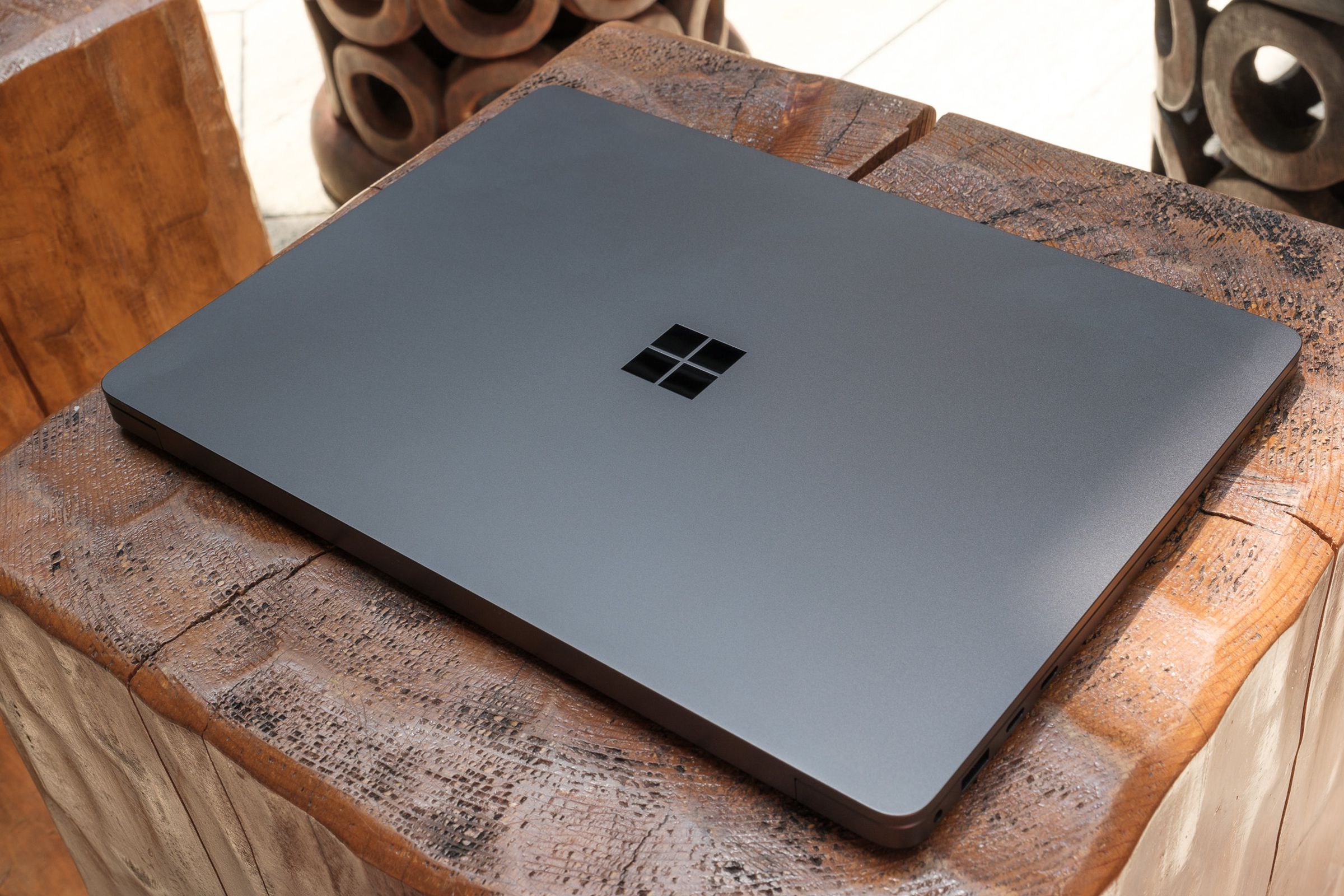 A hands-on photo of Microsoft’s 13.8-inch Surface Laptop.