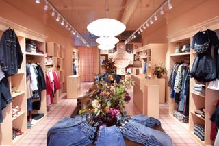 Shopbop pop-up shop