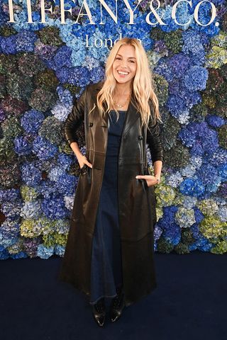 Sienna Miller on the Tiffany & Co. red carpet.