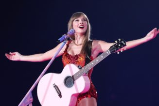 Taylor Swift become richest female musician with net worth of $1.6 billion