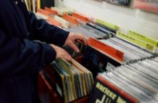 Vinyl Record Sales Experience 33% Drop in 2024