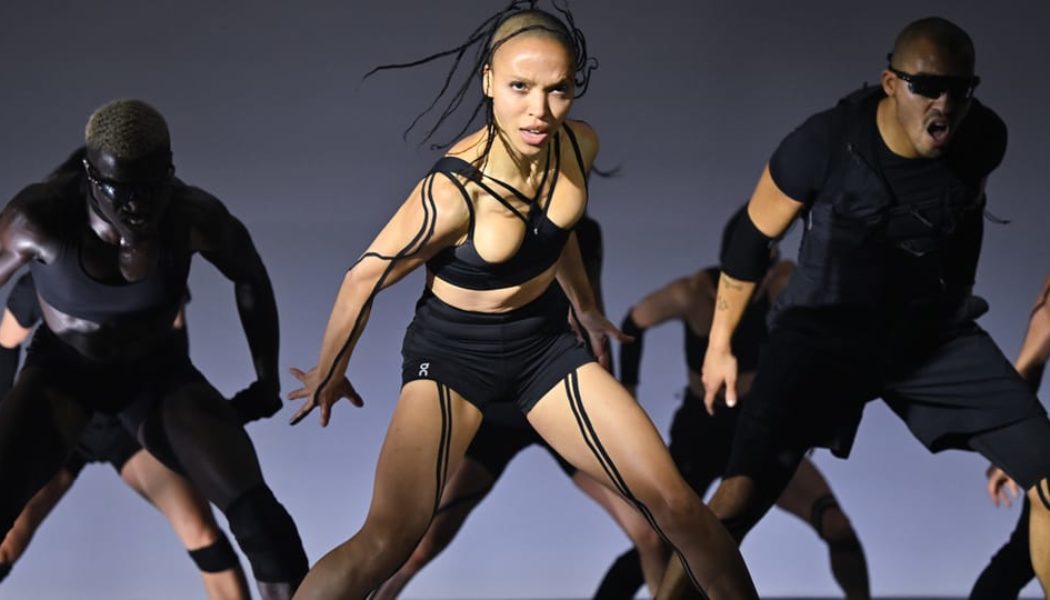 Watch FKA Twigs Transform in "Perfect Stranger" Music Video