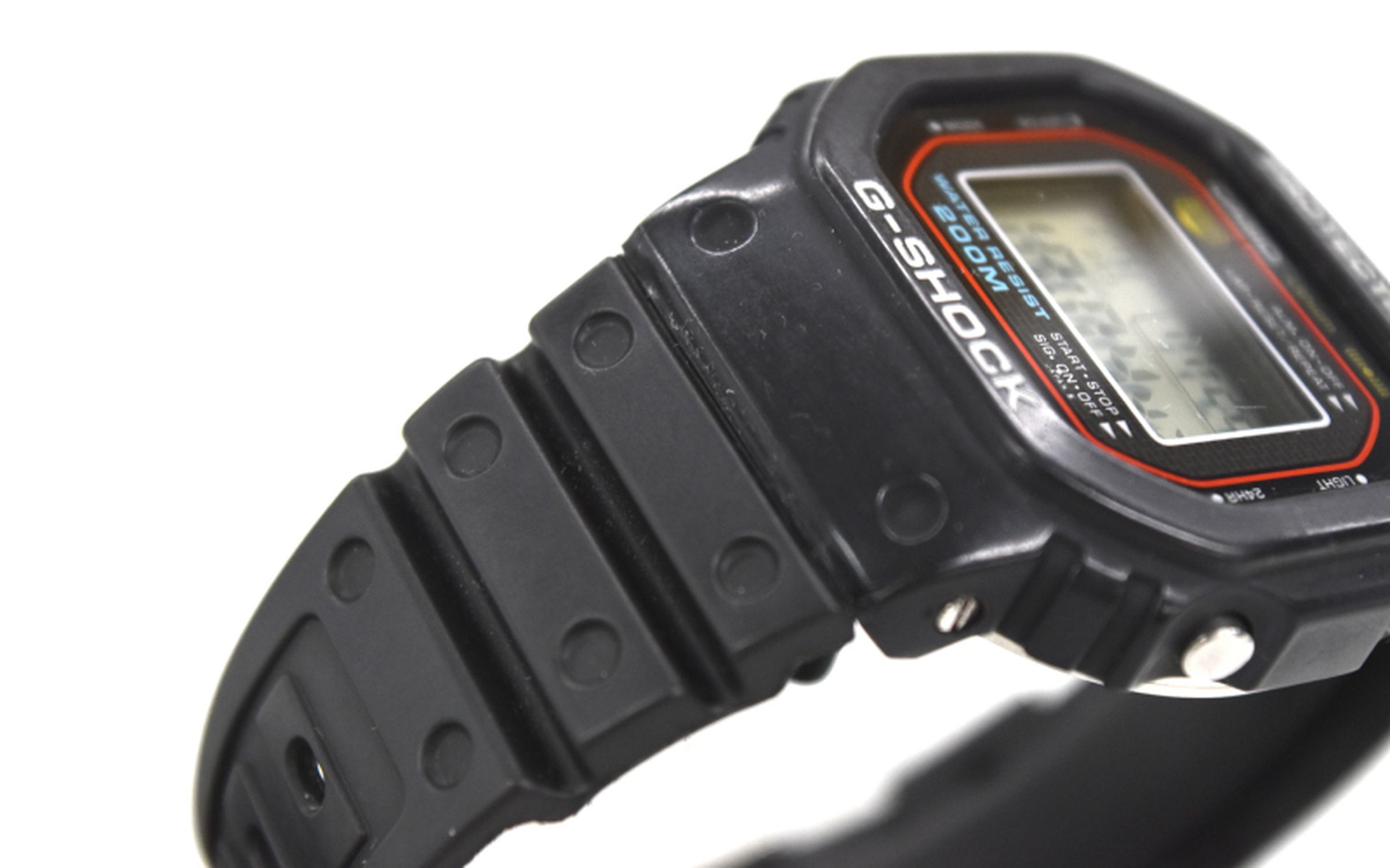 Here’s a closer look at the original G-Shock DW-5000C watch band and buttons...