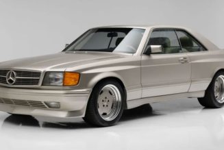 Custom 1990 Mercedes-Benz 560SEC 6-Speed Surfaces at Auction