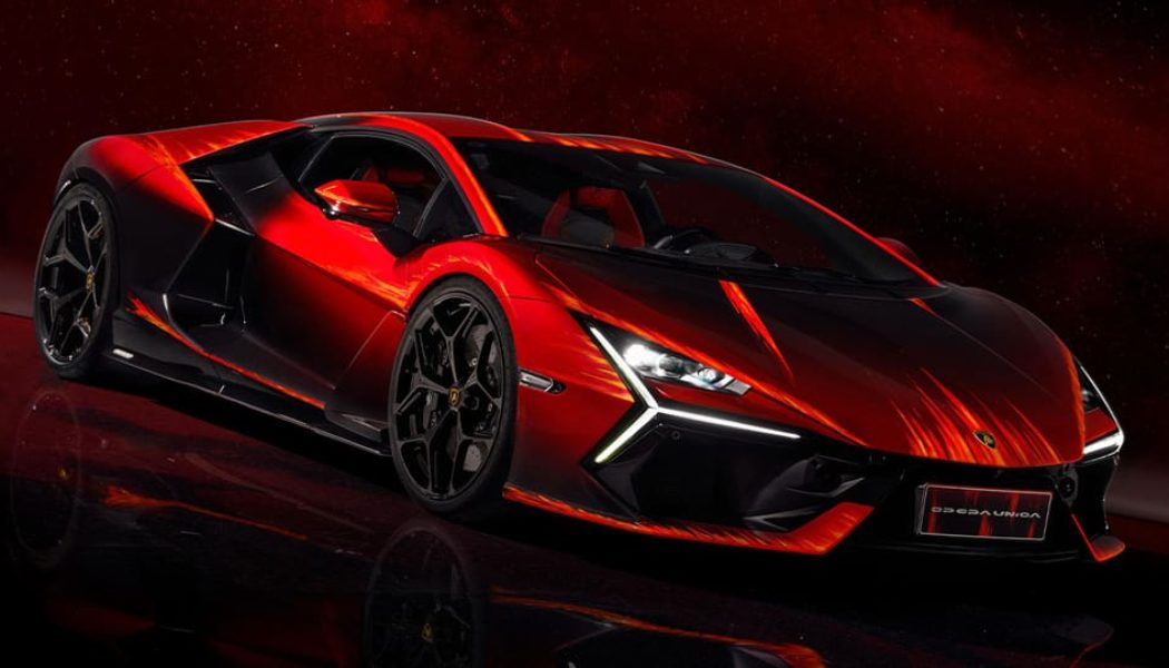 Lamborghini Unleashes One-of-One Revuelto "Opera Unica"