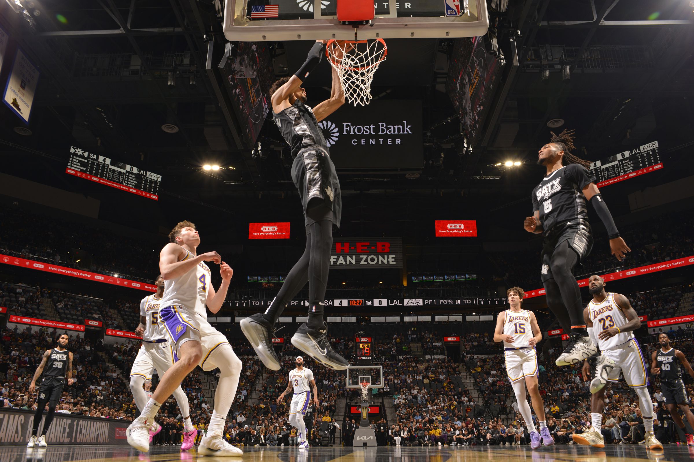 Los Angeles Lakers v San Antonio Spurs - Emirates NBA Cup