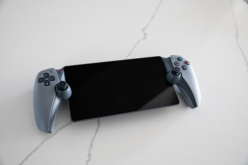 Sony Working On New PlayStation Handheld, Gamers Are Excited