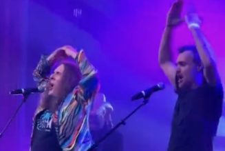 "Weird Al" covers Chappell Roan's "HOT TO GO!" with Will Forte