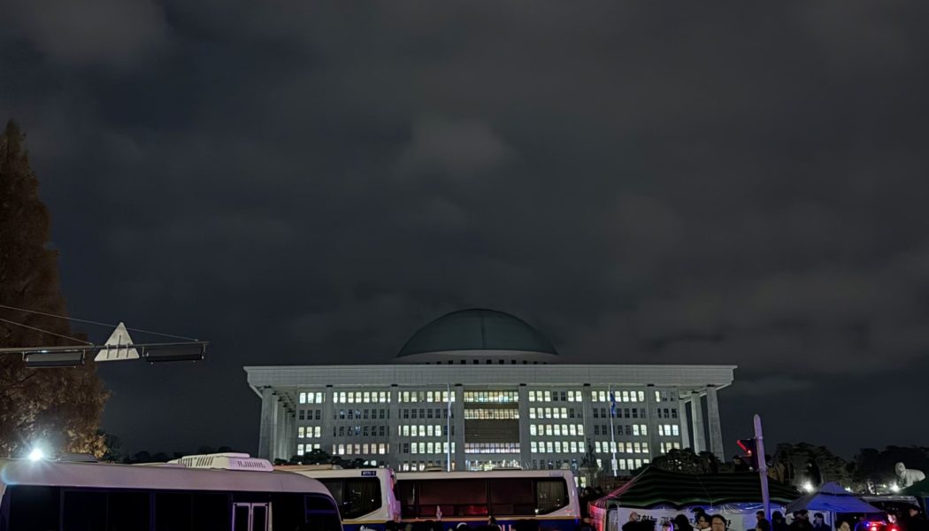 6 hours under martial law in Seoul