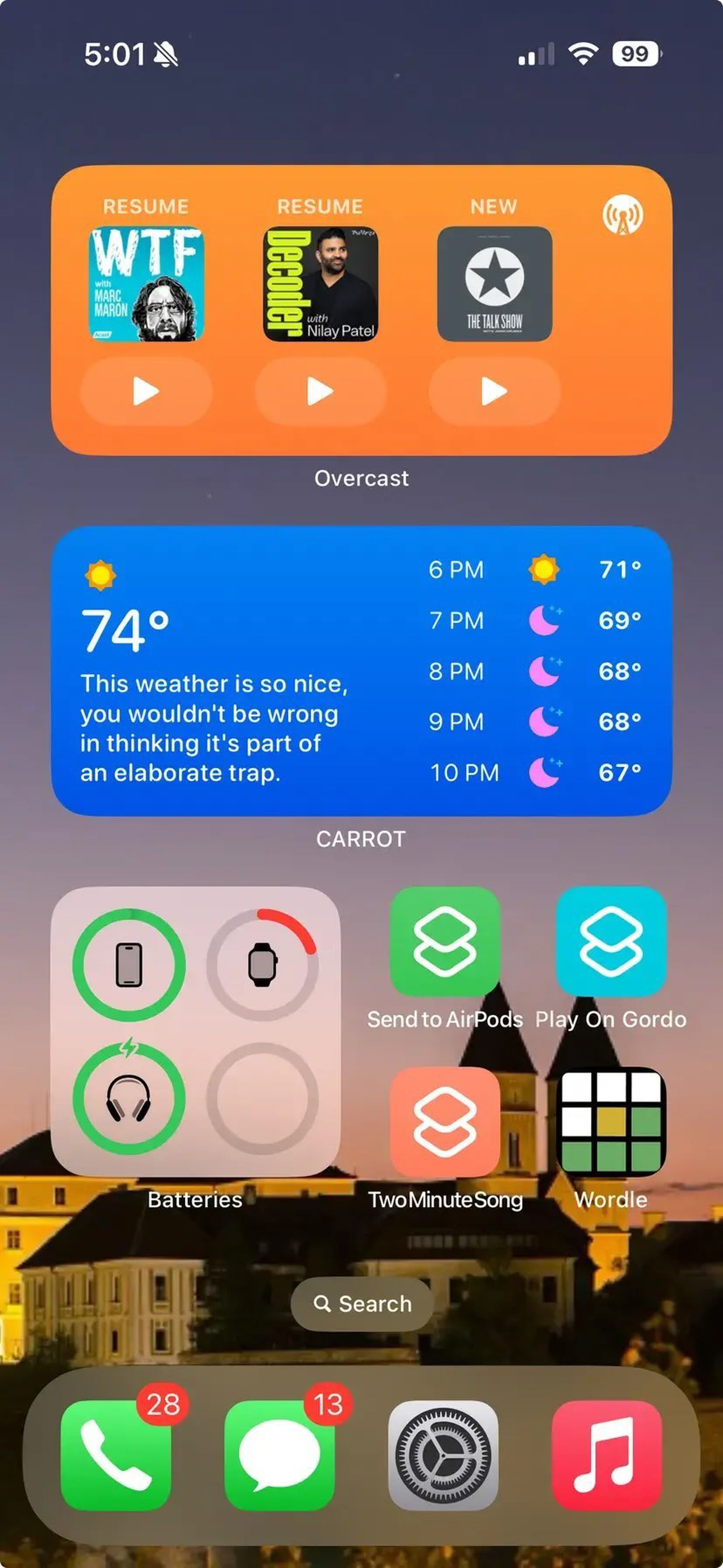 Screenshot showing homescreen with shortcuts