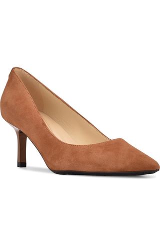 Kuna 9x9 Pointed Toe Pump