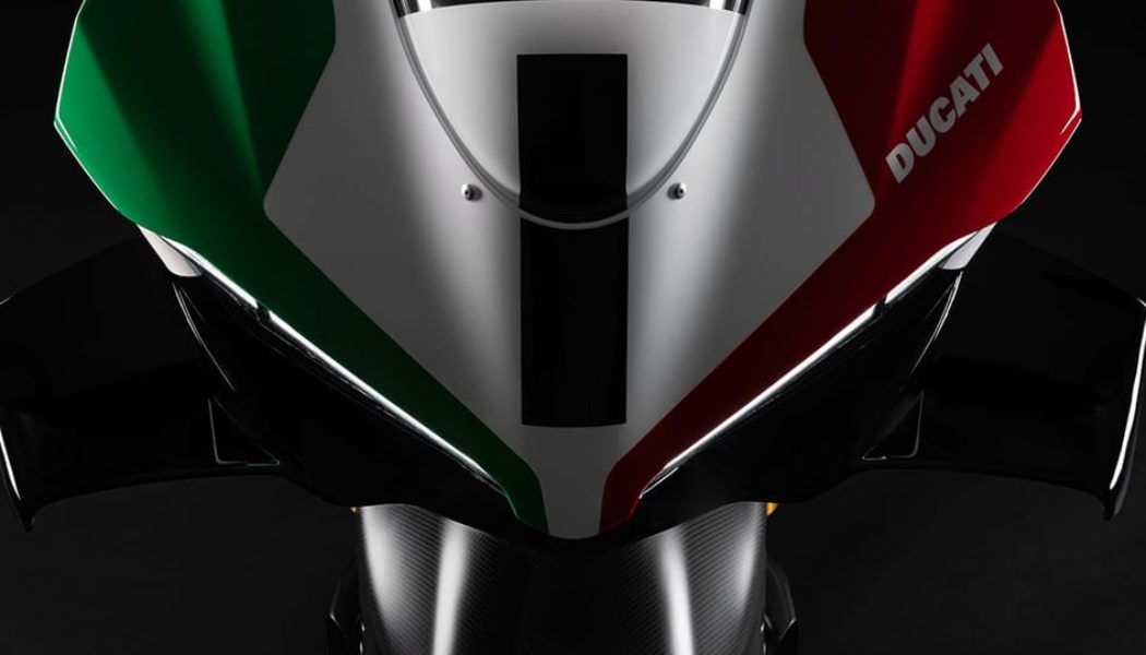 Ducati Unveils Exclusive Panigale V4 Tricolore