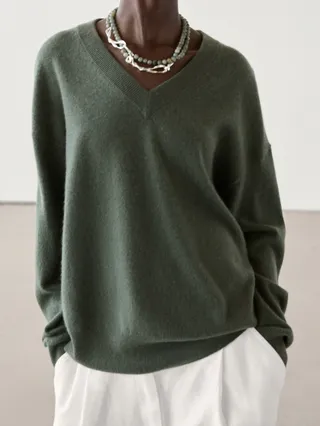 Massimo Dutti green khaki jumper fall 2024.