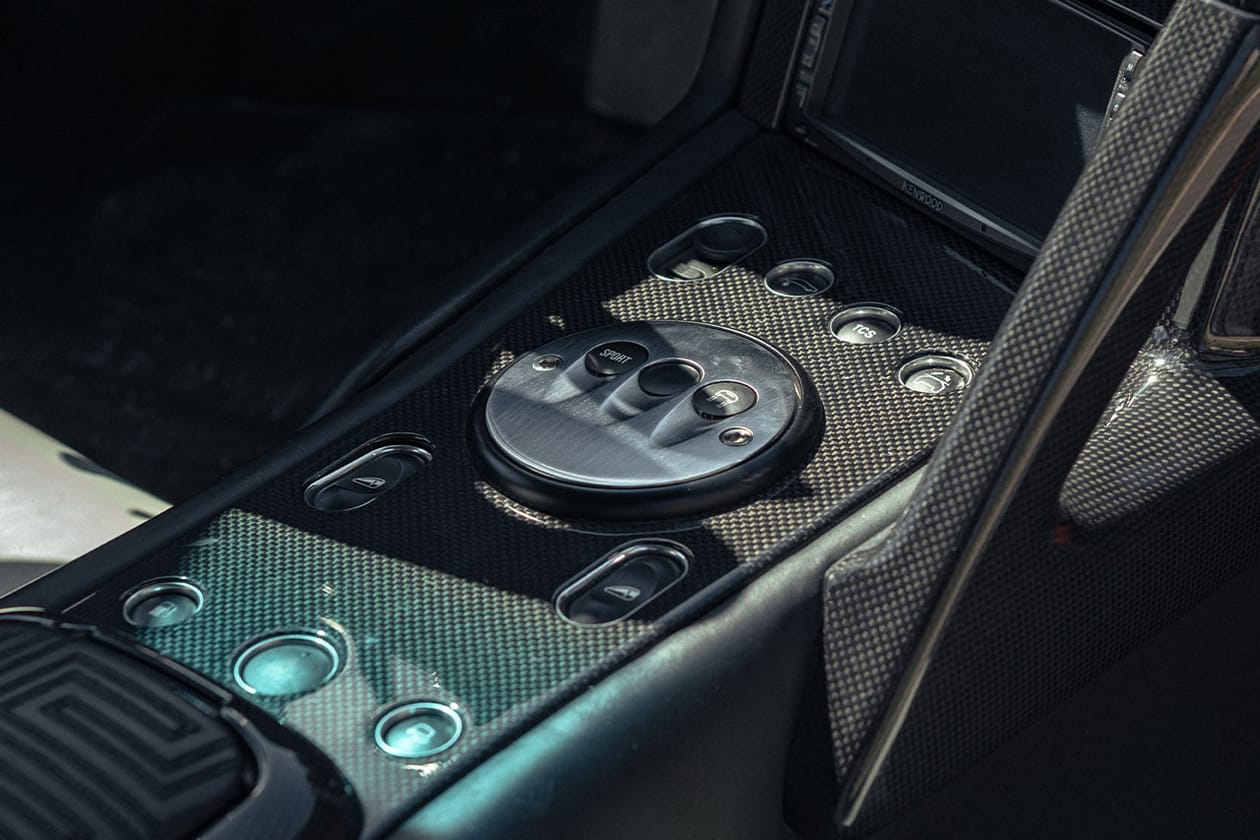 Hypedrive x Lamborghini Diablo Revuelto Feature Info