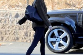 Kendall Jenner Just Made Her Leggings and Uggs Outfit Look Much Chicer Thanks to Knit I Always See on Parisians