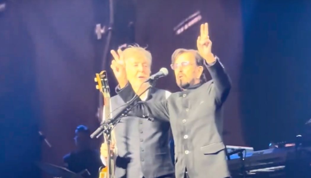 Paul McCartney and Ringo Starr reunite to perform "Sgt. Pepper's" and "Helter Skelter"