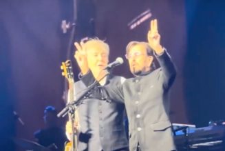 Paul McCartney and Ringo Starr reunite to perform "Sgt. Pepper's" and "Helter Skelter"