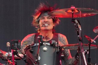 The Dirt: Tommy Lee only "showers once a week," reveals wife