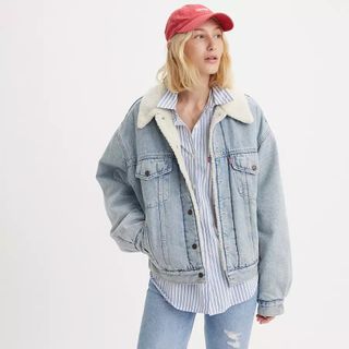 Levi's®, 90s Sherpa Trucker Jacket