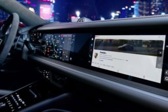 YouTube Integration Makes its Way to the Porsche 911