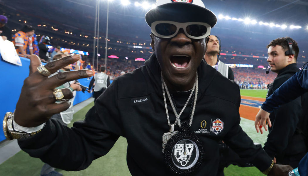 Flavor Flav Steps Up to Help Black Families Effected by L.A. Fires