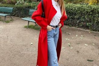 So *This* Is the French Way to Style Jeans and a White Tee for Winter