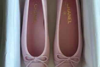 The Baby-Pink Chanel Ballet Flats That Are Going Viral Right Now