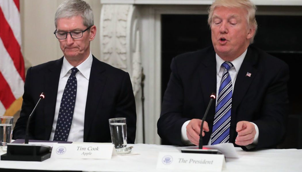 Tim Is Getting Cooked: Apple CEO Feels The Wrath of Social Media For Personally Donating $1 Million To Trump's Inauguration As A Gesture of "Unity"